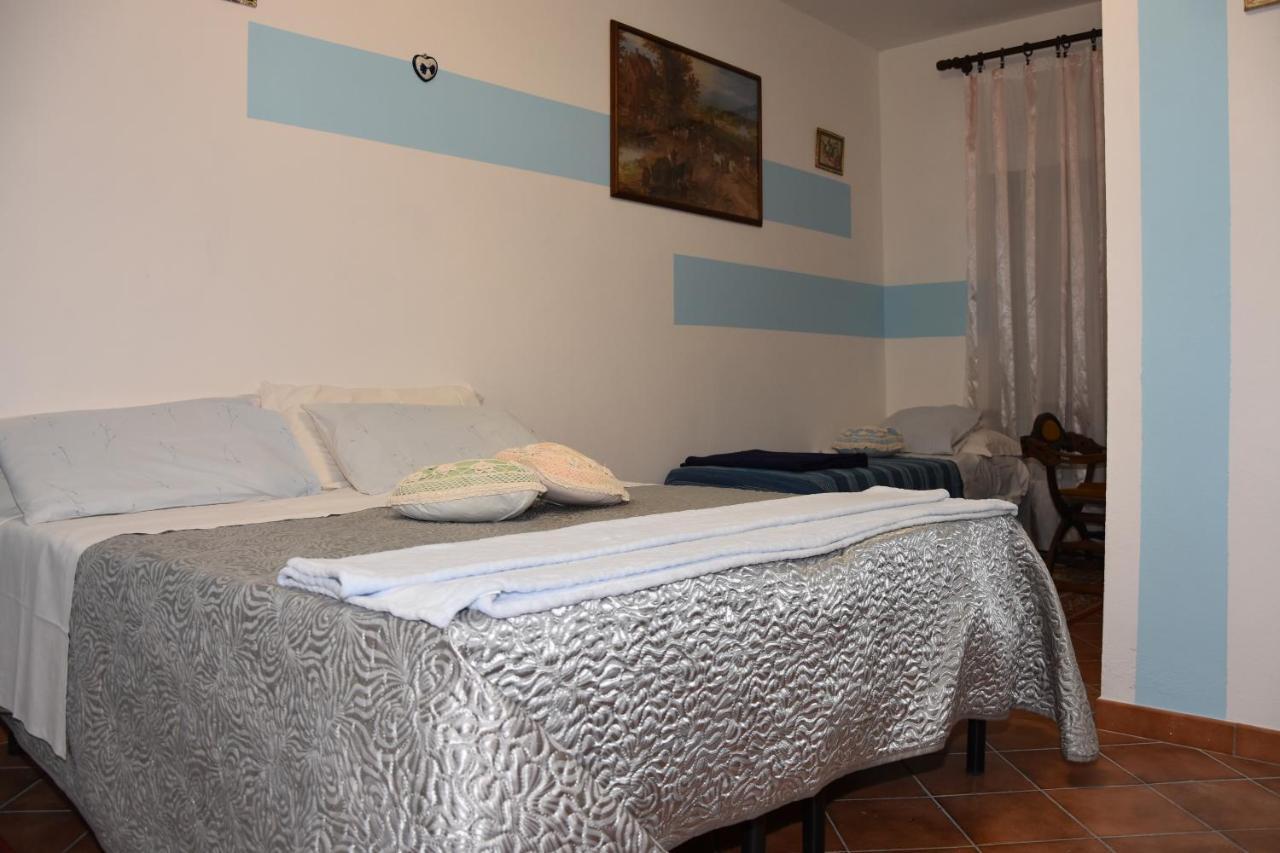 Agriturismo Maria Cristina Guest House Treiso Eksteriør bilde