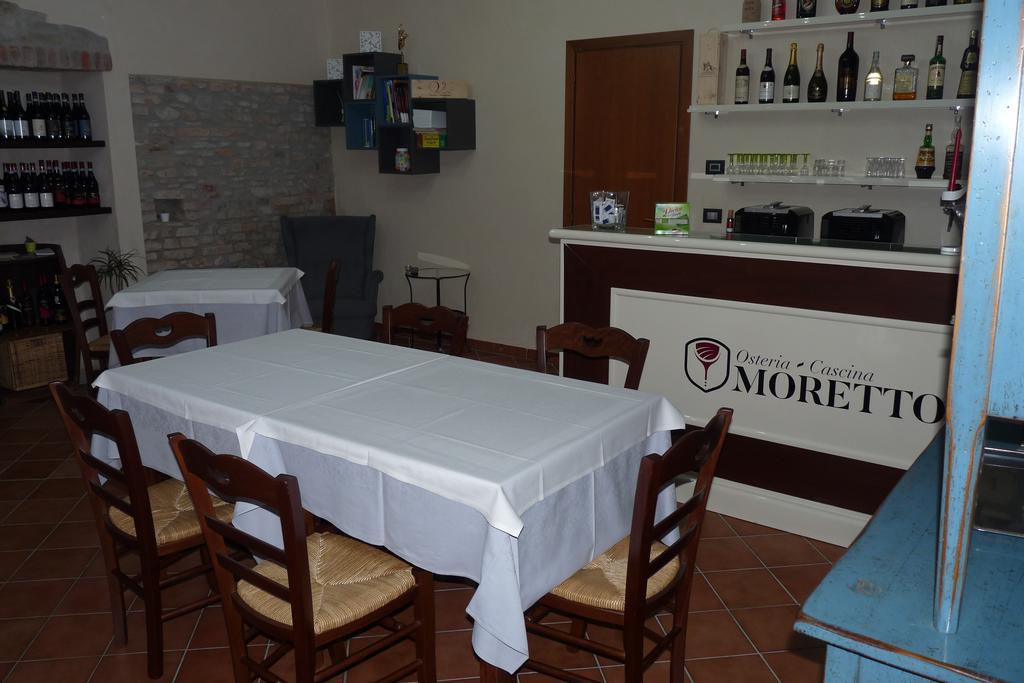 Agriturismo Maria Cristina Guest House Treiso Eksteriør bilde